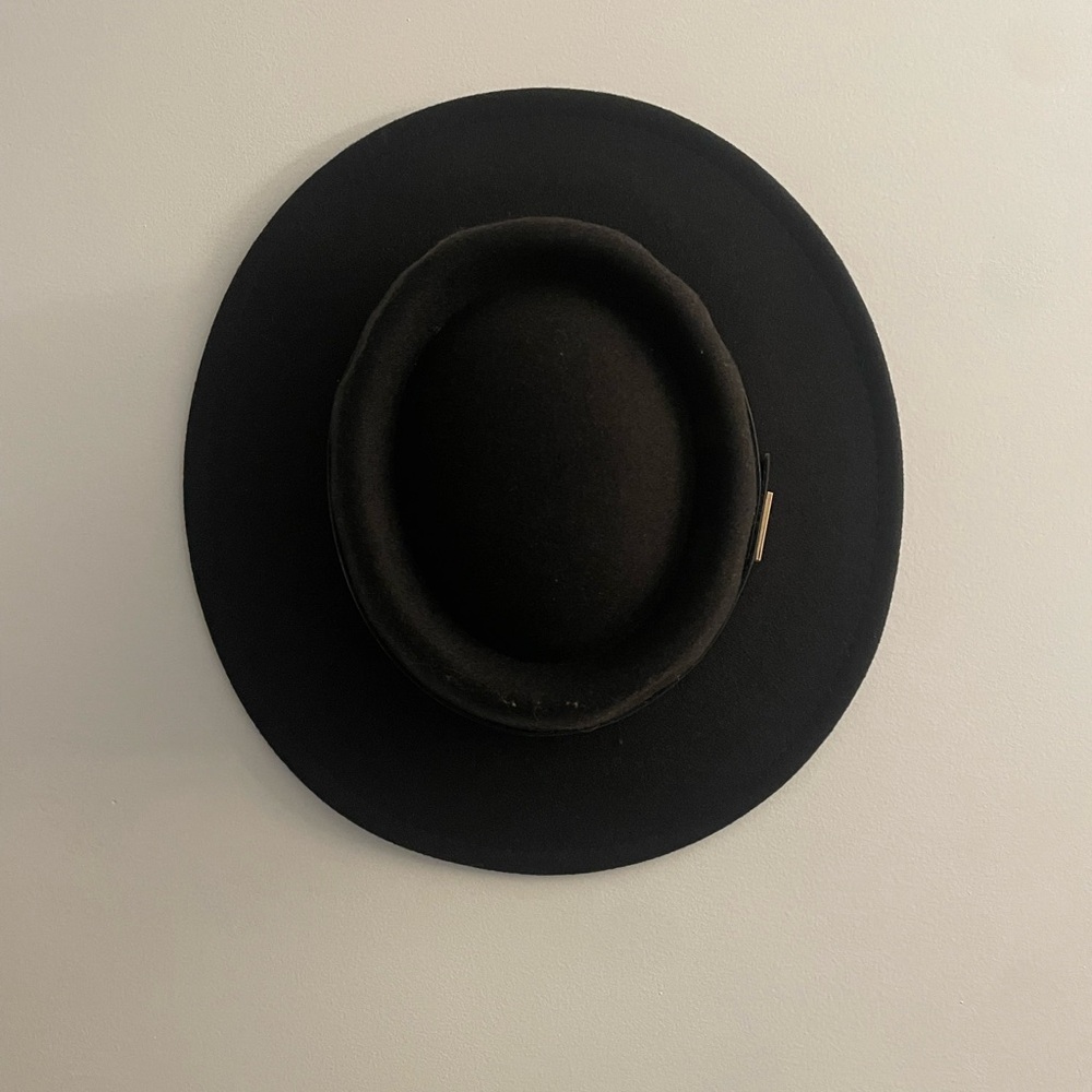 Stylish Black Wool Hat